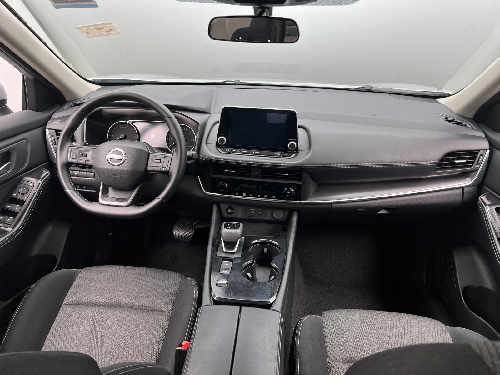 Thumbnail: 2025 Nissan Rogue - 3