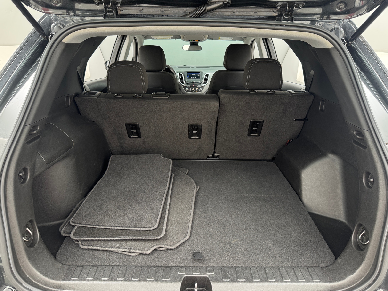 Thumbnail: 2021 Chevrolet Equinox - 7