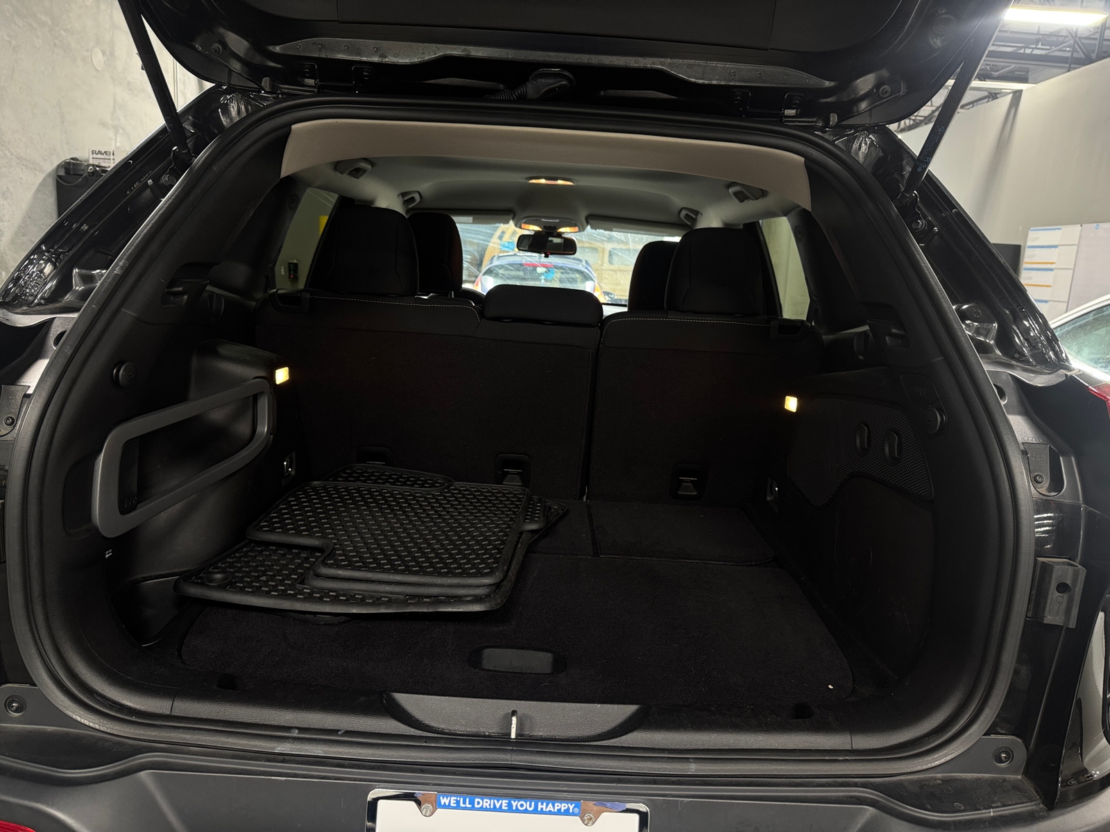 Thumbnail: 2016 Jeep Cherokee - 7