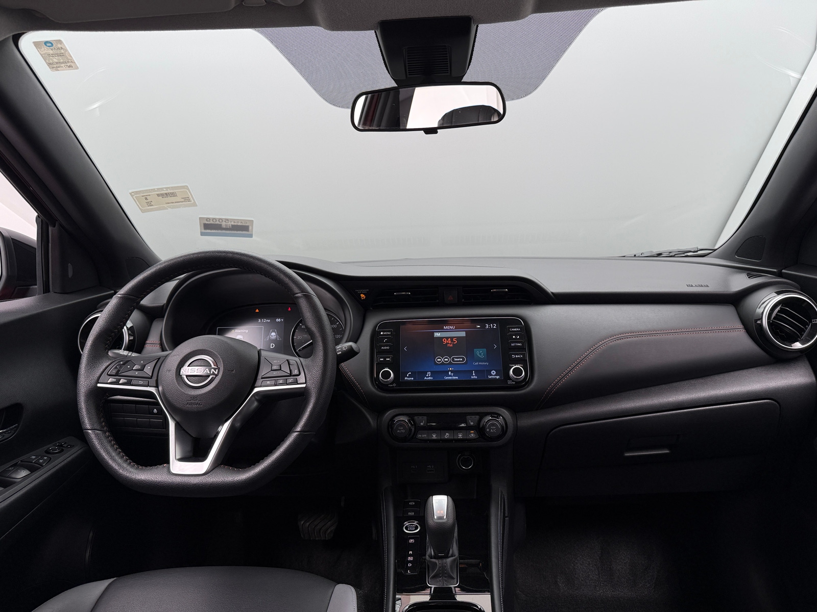 Thumbnail: 2024 Nissan Kicks - 3