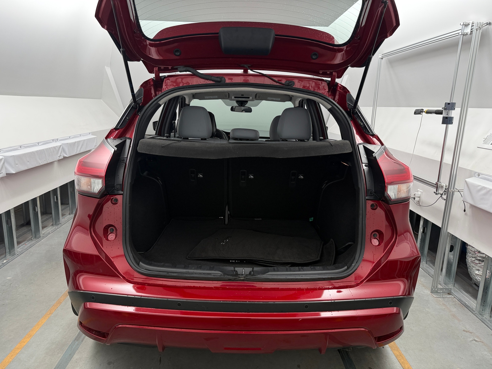 Thumbnail: 2024 Nissan Kicks - 7