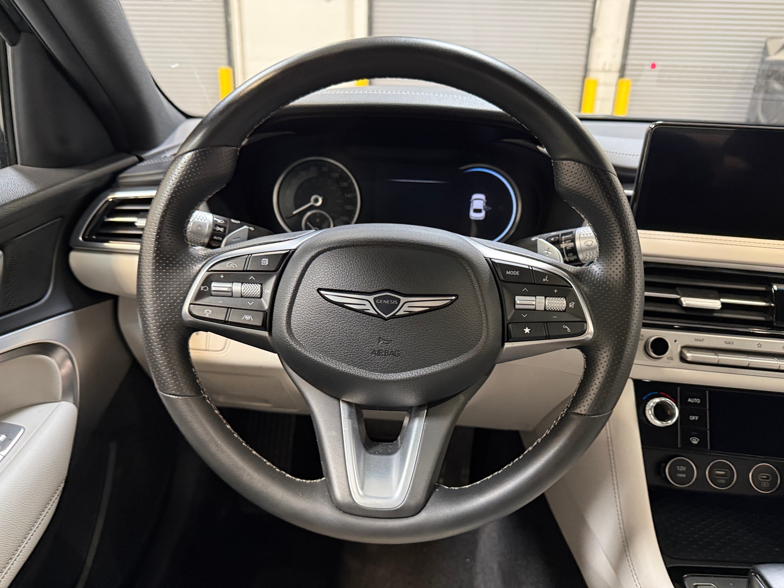 Thumbnail: 2025 Genesis G70 - 4