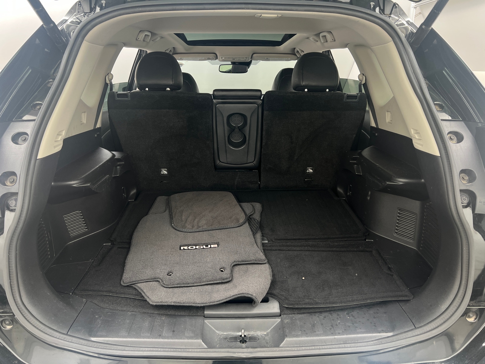 Thumbnail: 2019 Nissan Rogue - 6