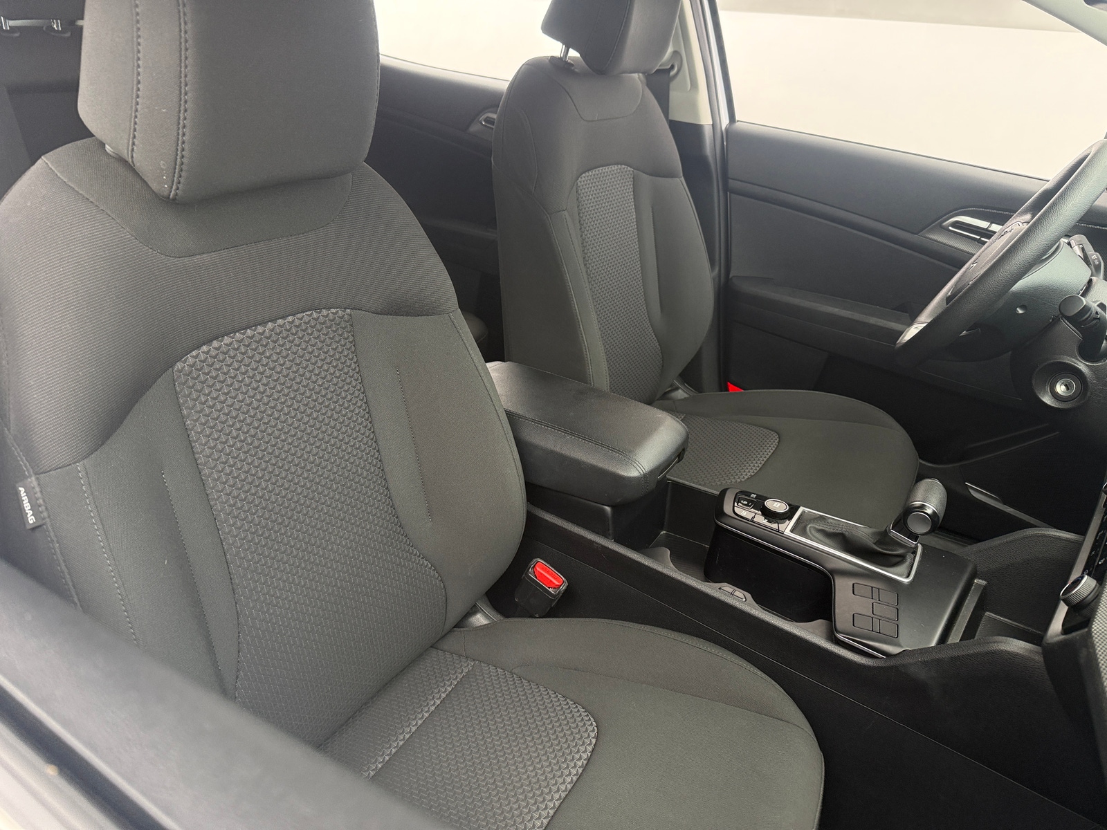 Thumbnail: 2025 Kia Sportage - 2