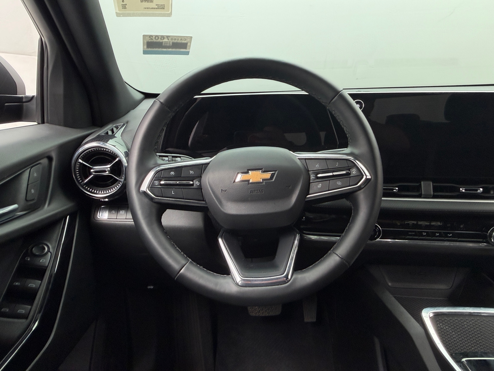 Thumbnail: 2025 Chevrolet Equinox - 5
