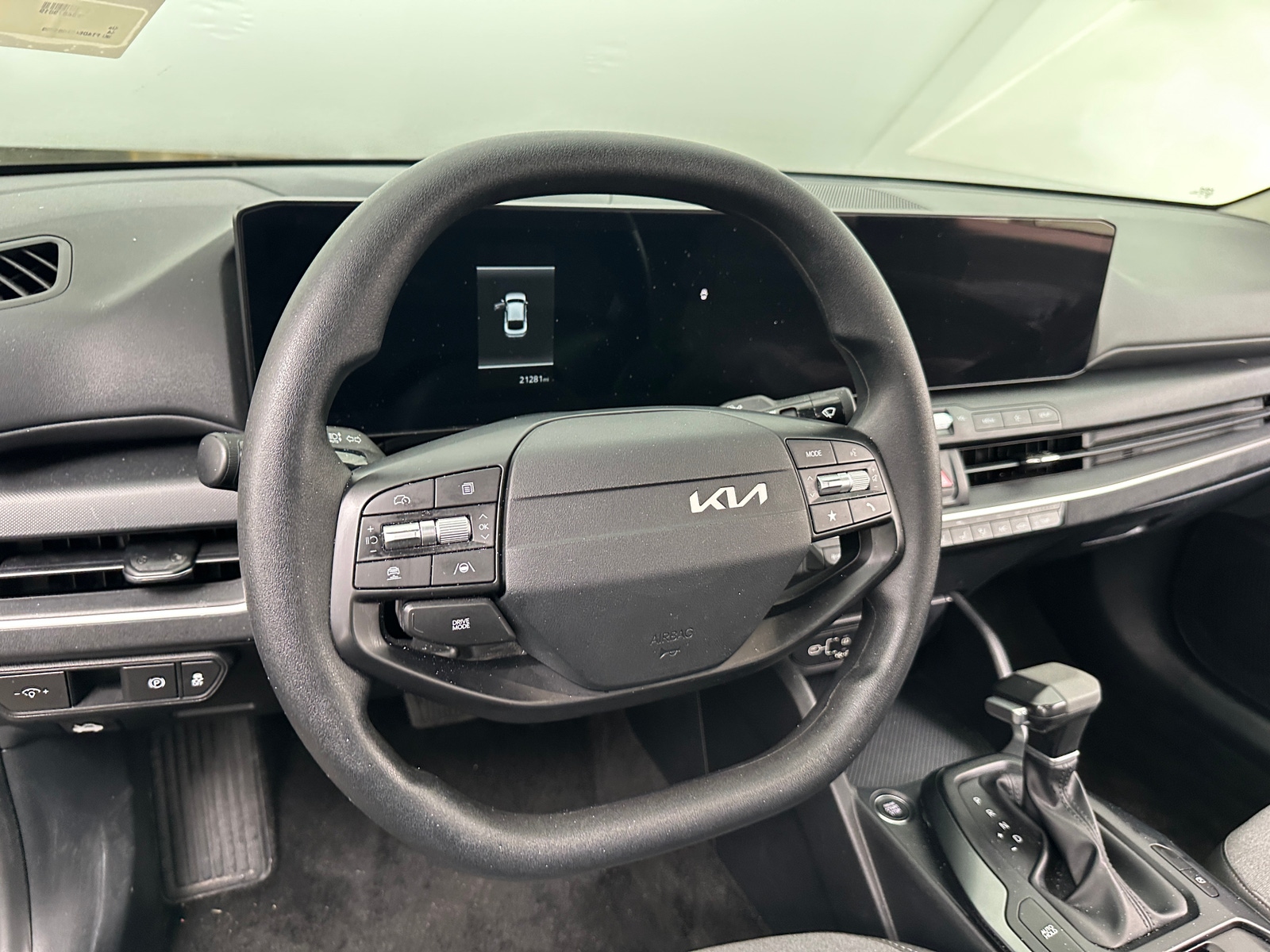 Thumbnail: 2025 Kia K4 - 5