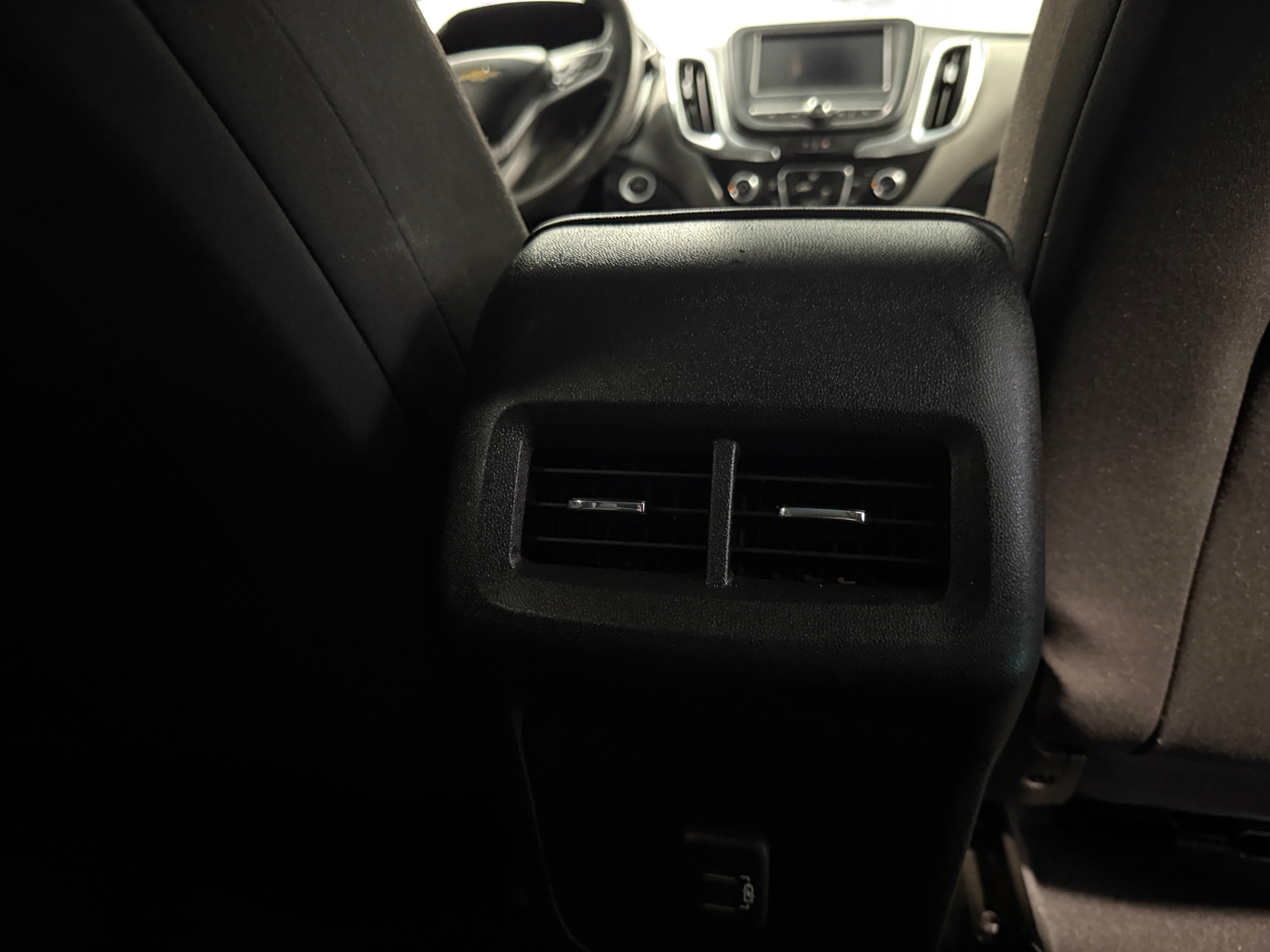 Used 2022 Chevrolet Equinox 1FL with VIN 2GNAX5EV7N6116223 for sale in Auburn, WA