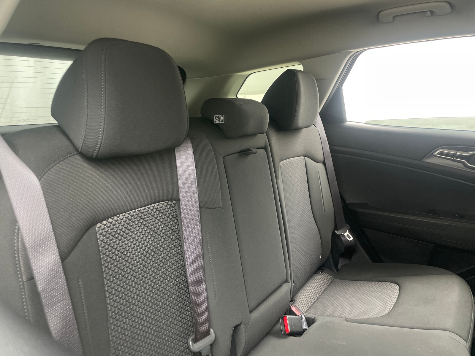 Thumbnail: 2026 Kia Sportage - 6