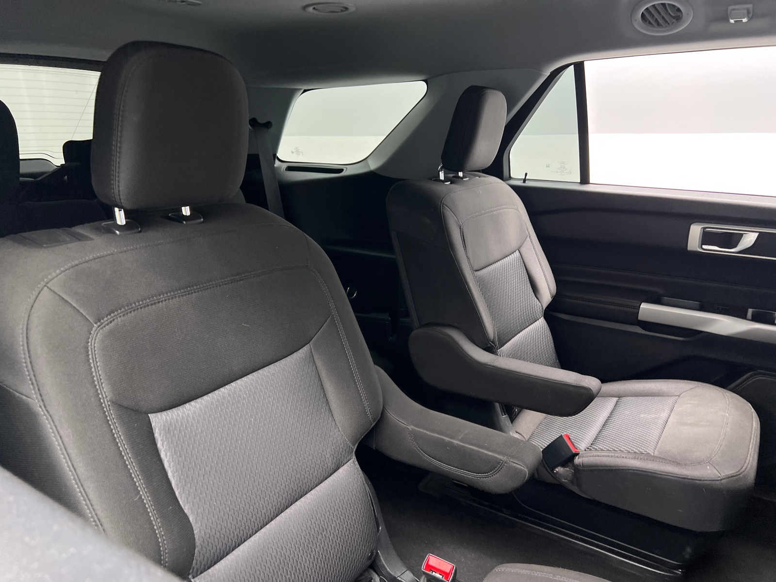 Thumbnail: 2022 Ford Explorer - 6