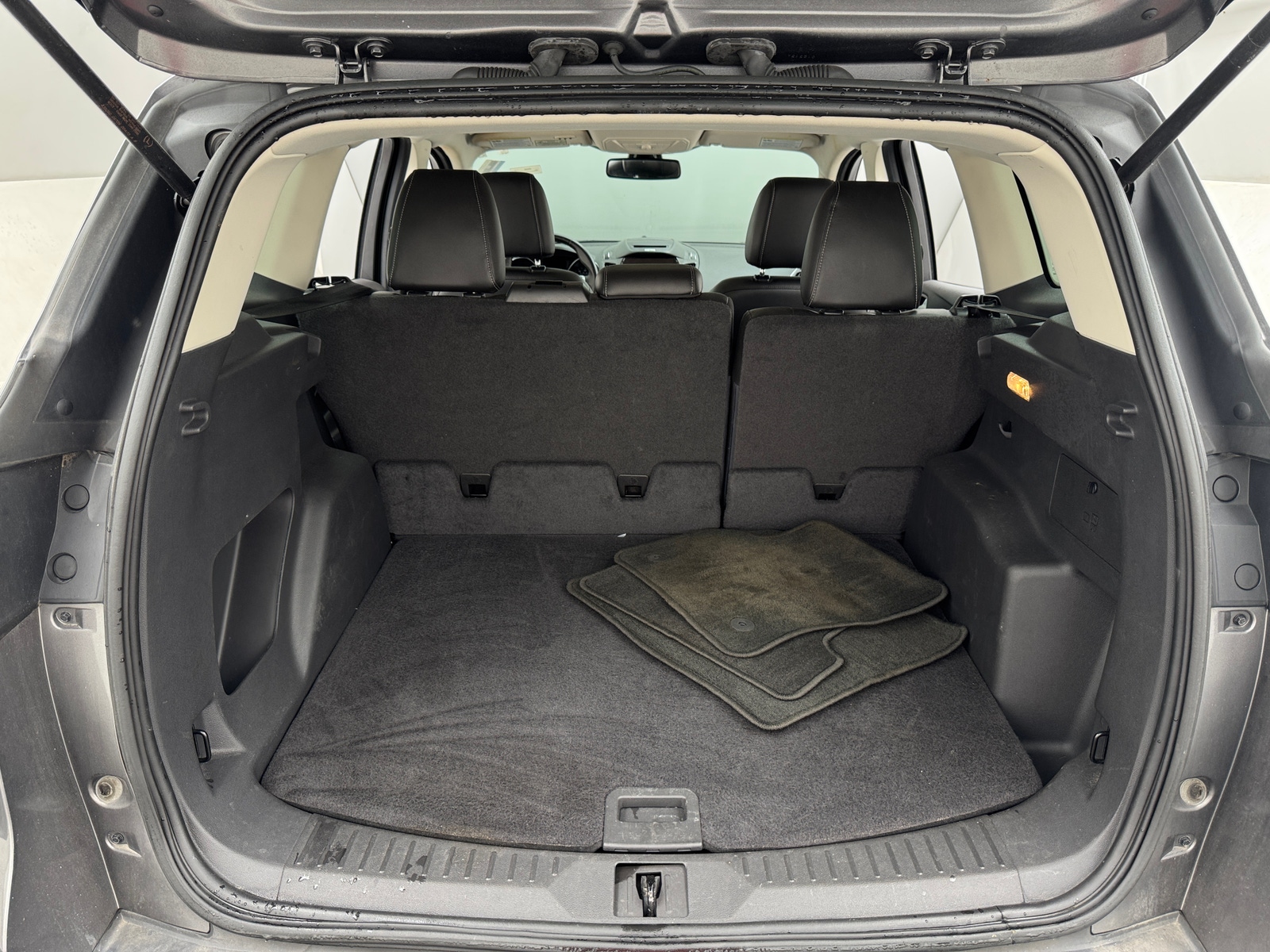 Thumbnail: 2013 Ford Escape - 6
