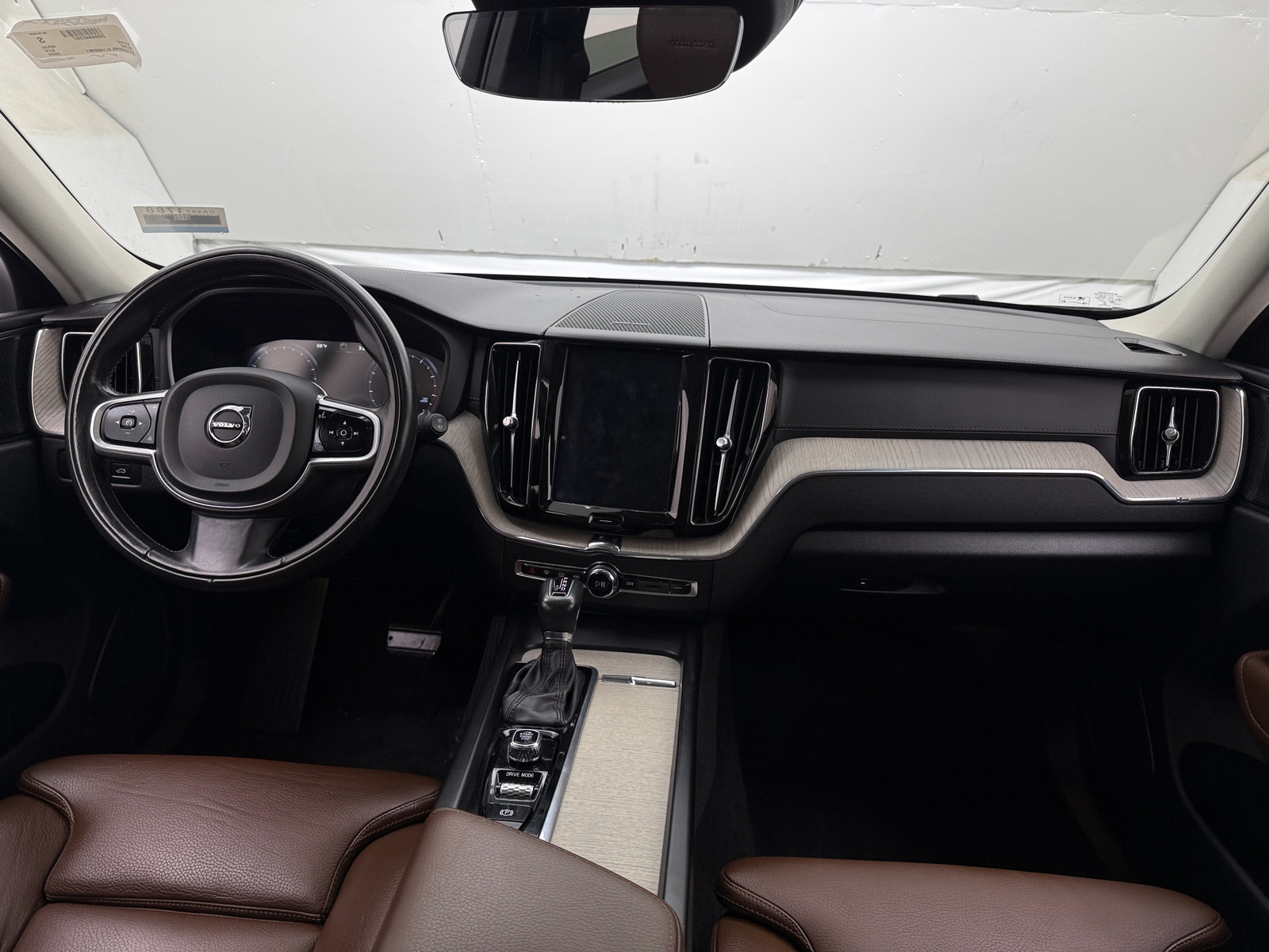 Thumbnail: 2020 Volvo XC60 - 2