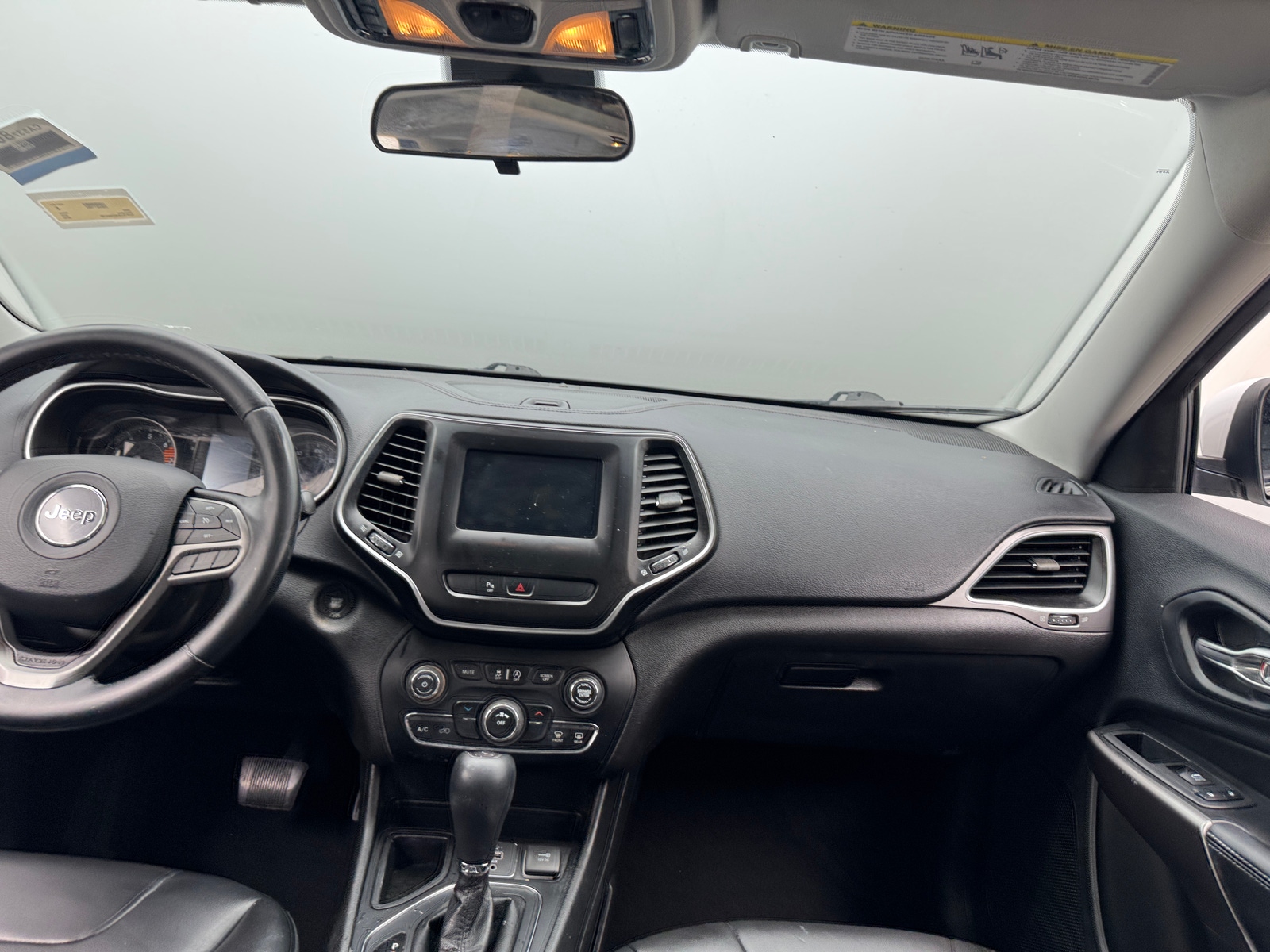 Thumbnail: 2019 Jeep Cherokee - 3