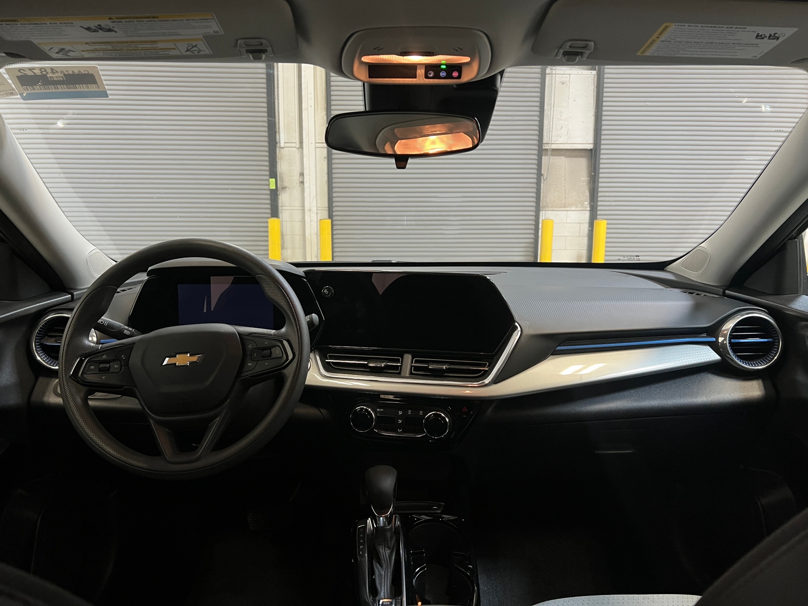 Thumbnail: 2025 Chevrolet Trax - 3