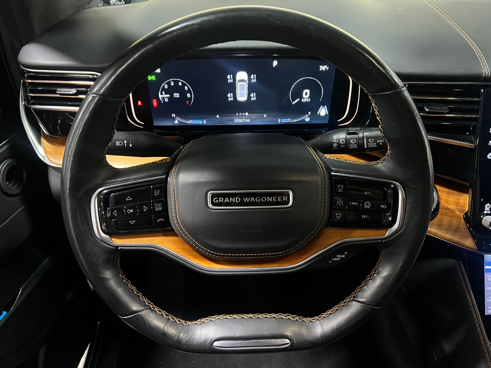Thumbnail: 2022 Jeep Grand Wagoneer - 4