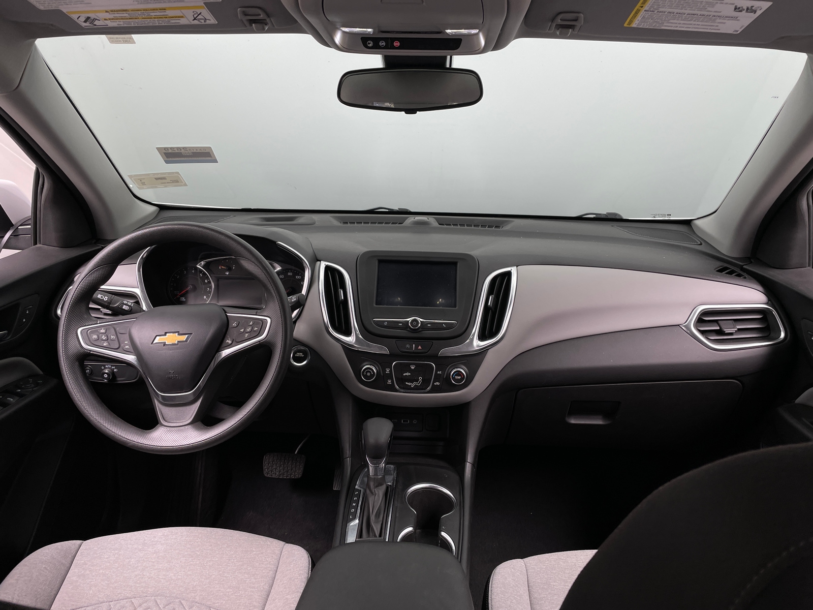 Thumbnail: 2022 Chevrolet Equinox - 3