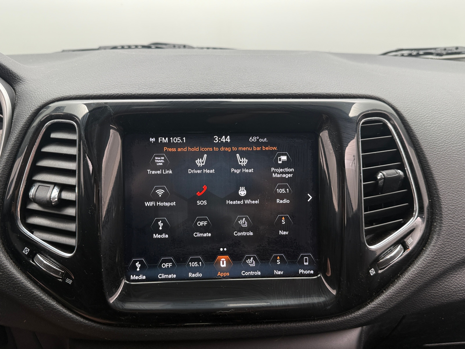 Thumbnail: 2019 Jeep Compass - 3