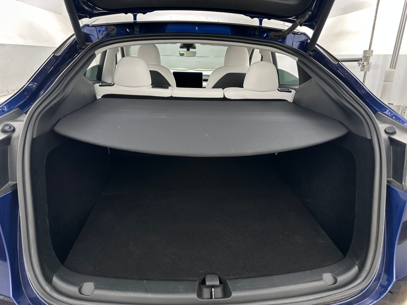 Thumbnail: 2023 Tesla Model Y - 6