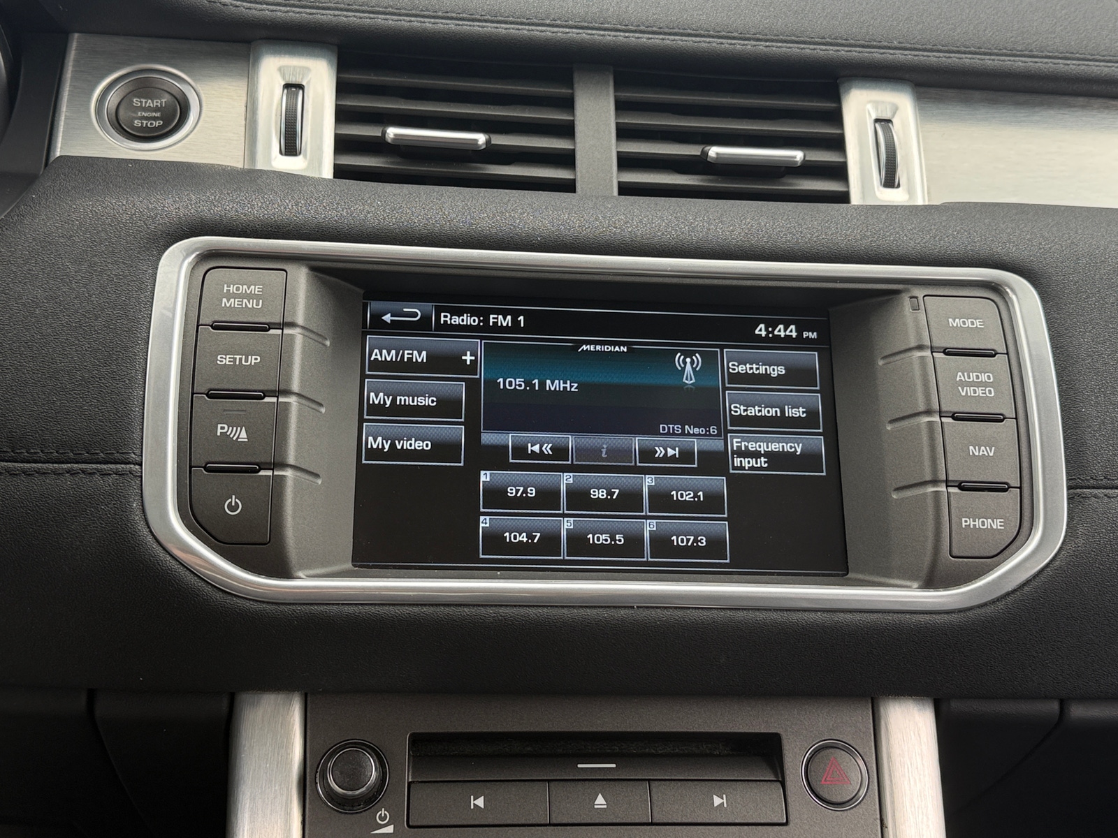 Thumbnail: 2014 Land Rover Range Rover Evoque - 3