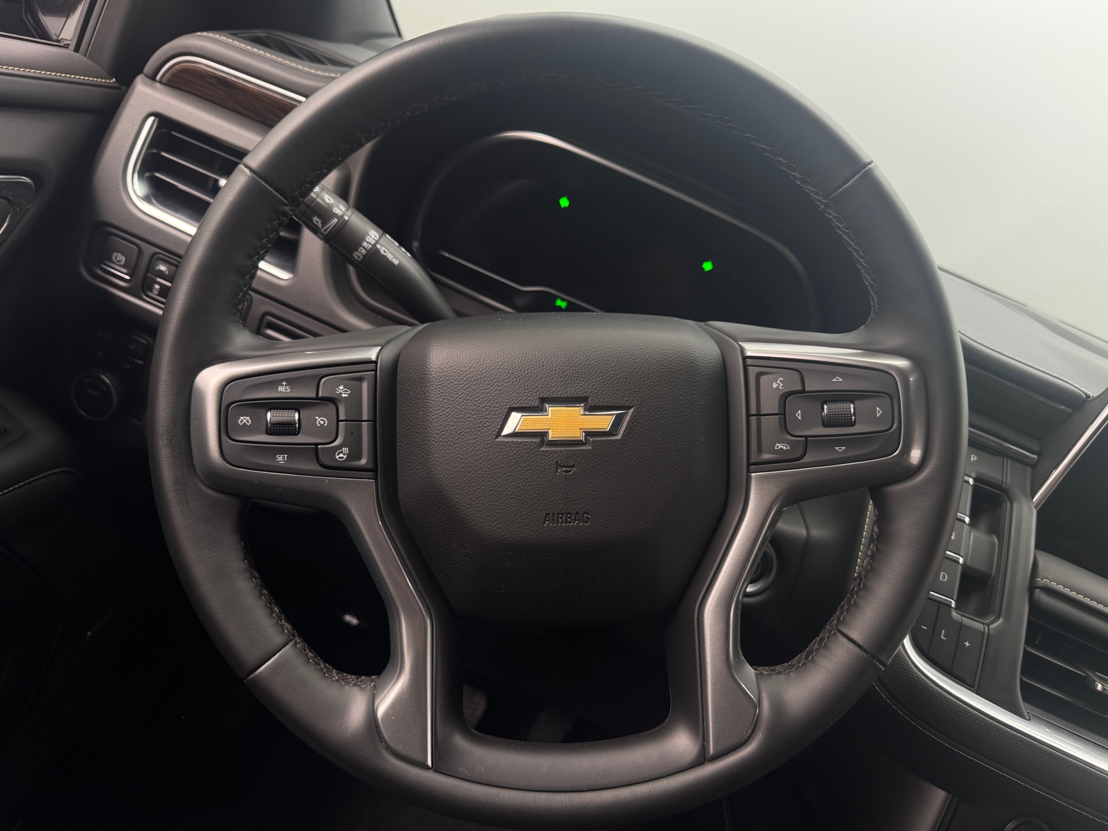 Thumbnail: 2024 Chevrolet Tahoe - 4