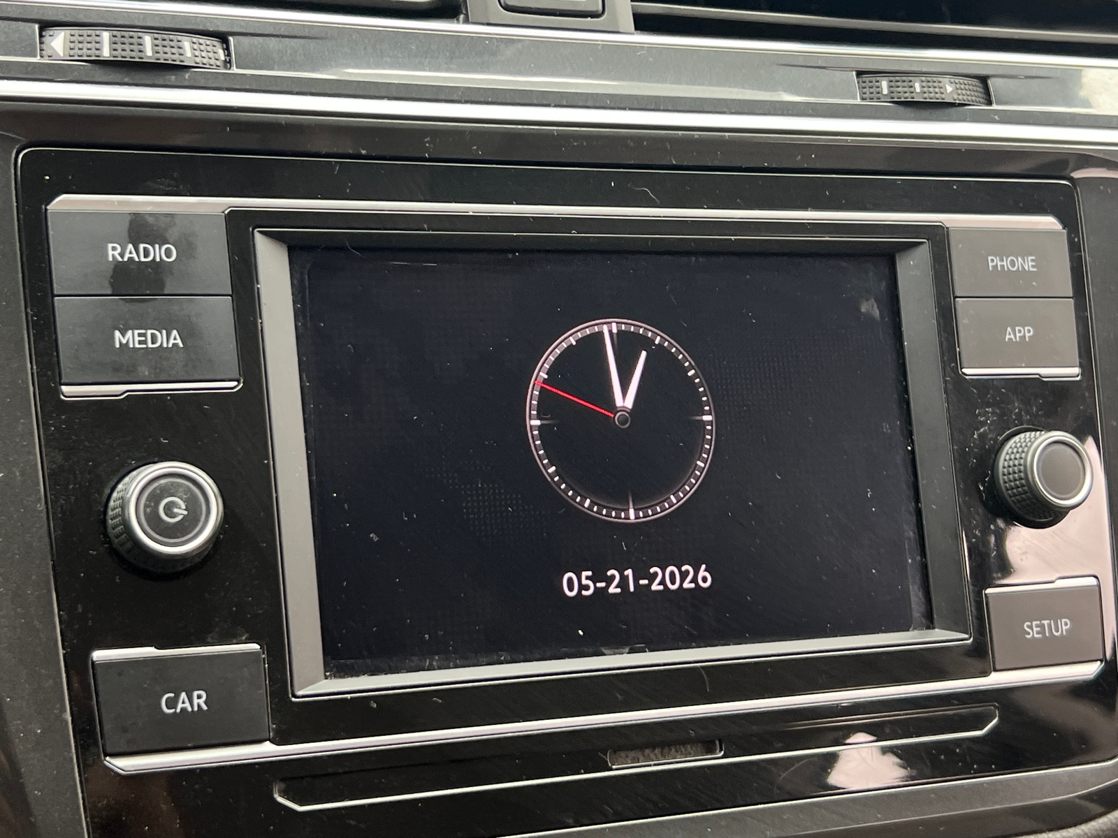 Thumbnail: 2019 Volkswagen Tiguan - 4