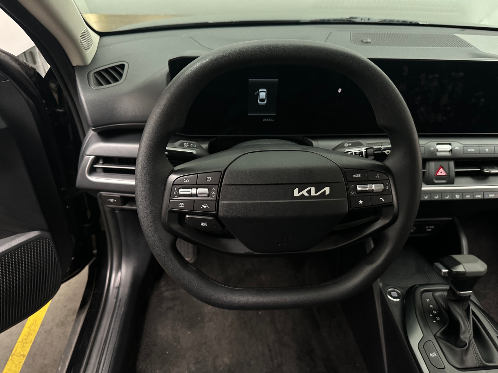 Thumbnail: 2025 Kia K4 - 5