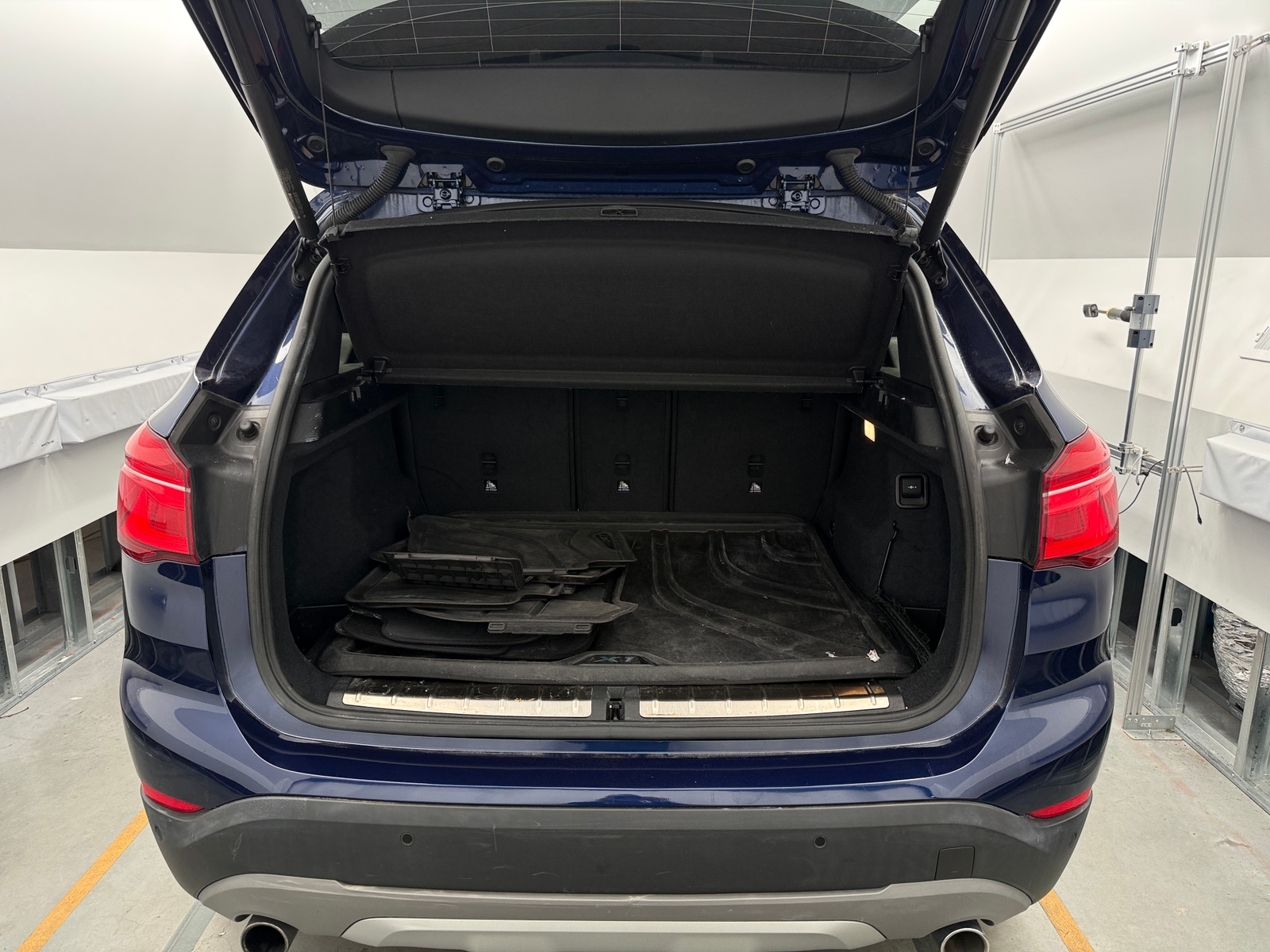 Thumbnail: 2019 BMW X1 - 6