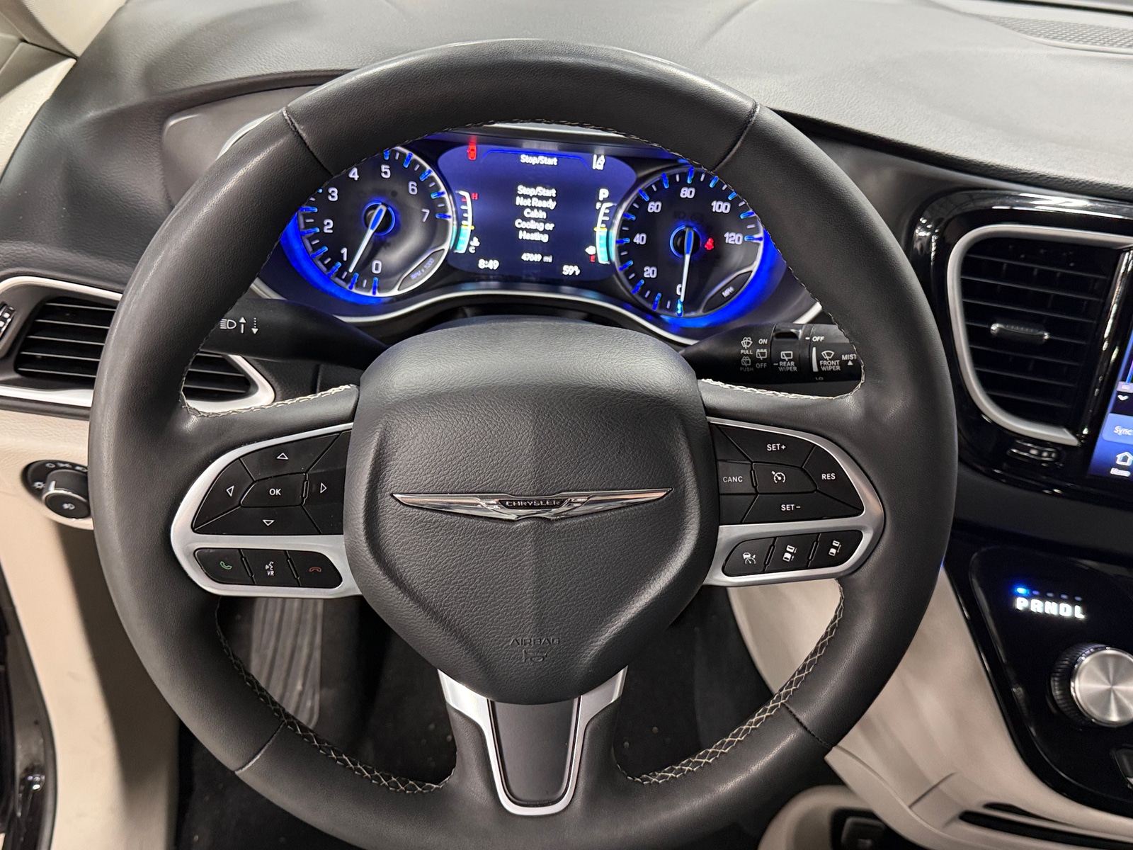 Thumbnail: 2024 Chrysler Pacifica - 4