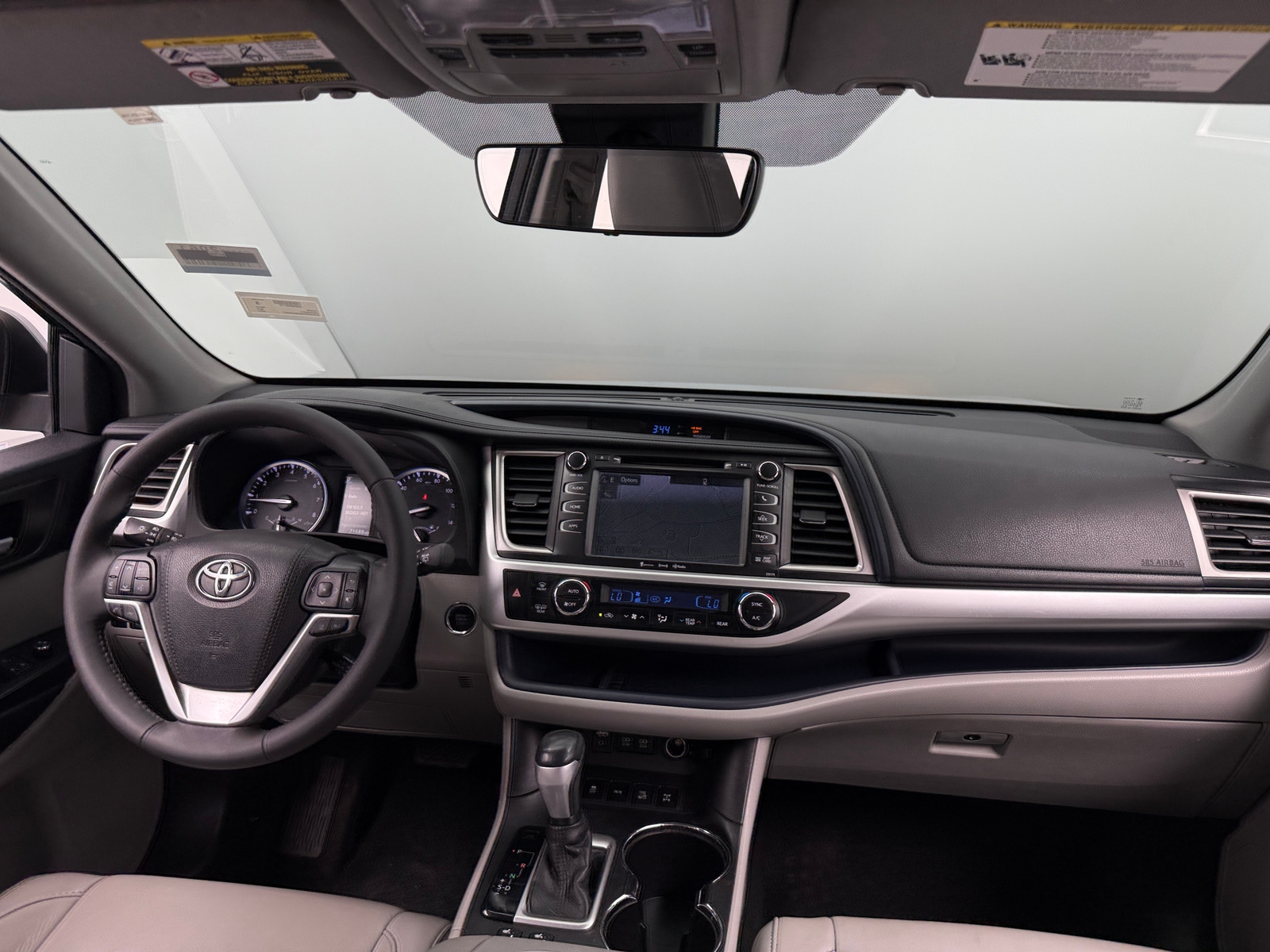 Thumbnail: 2017 Toyota Highlander - 2