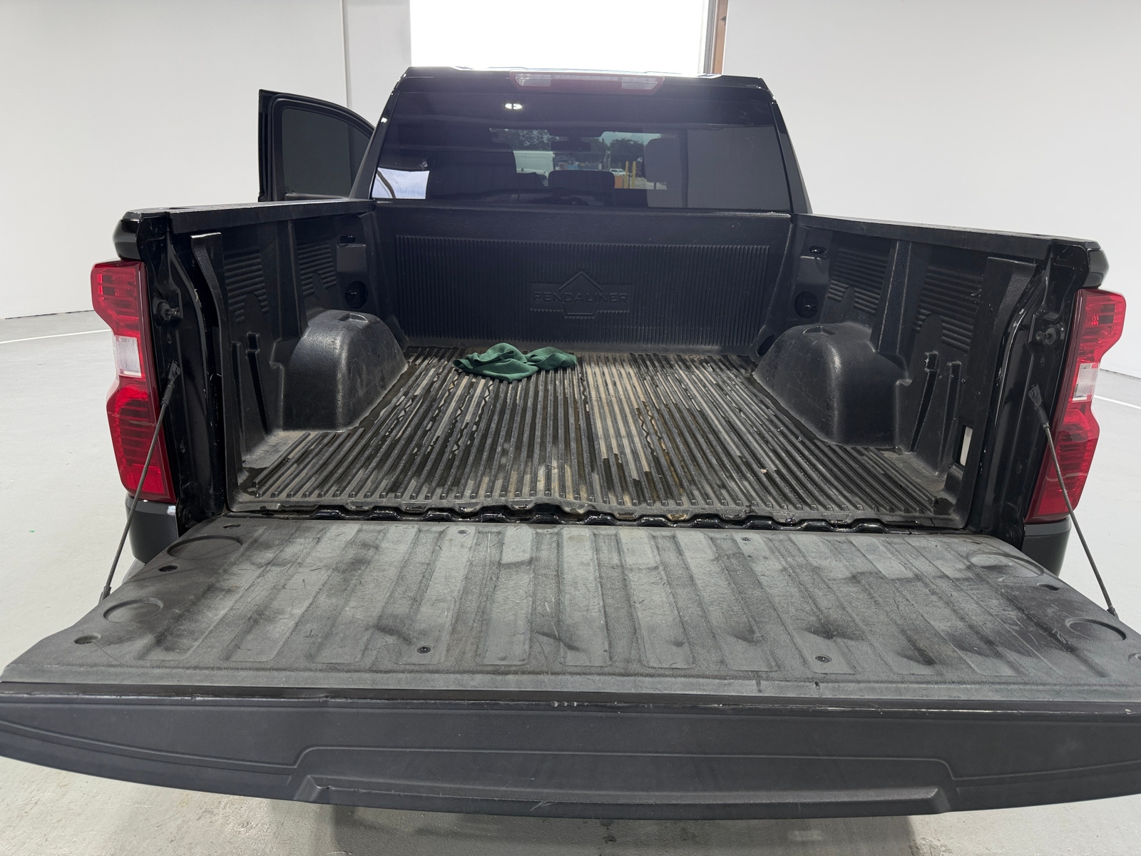 Thumbnail: 2020 Chevrolet Silverado 1500 - 7