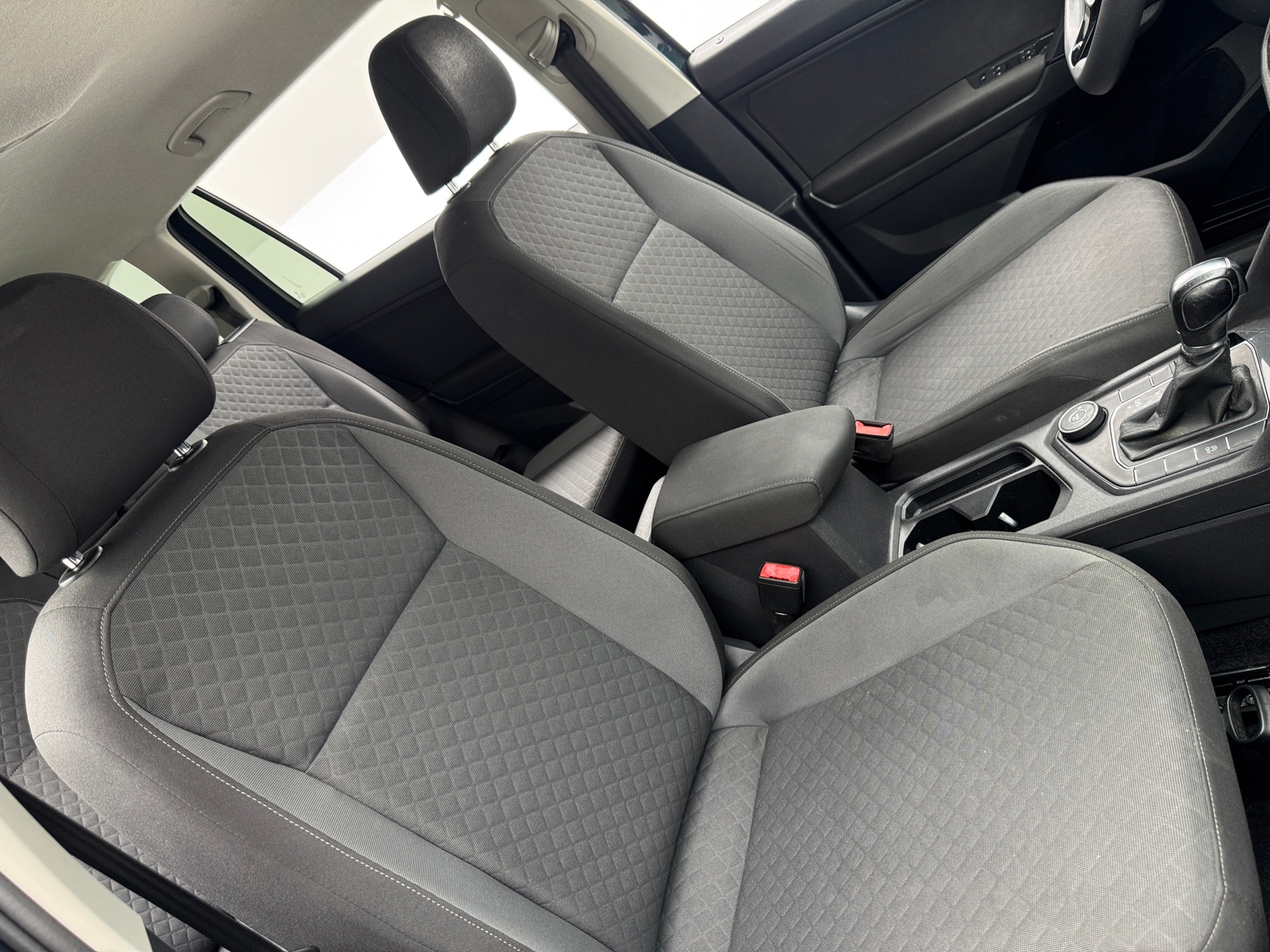 Thumbnail: 2019 Volkswagen Tiguan - 2