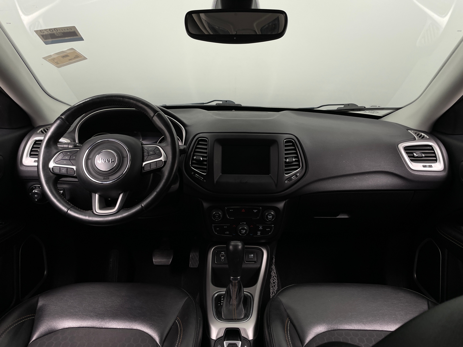 Thumbnail: 2018 Jeep Compass - 3