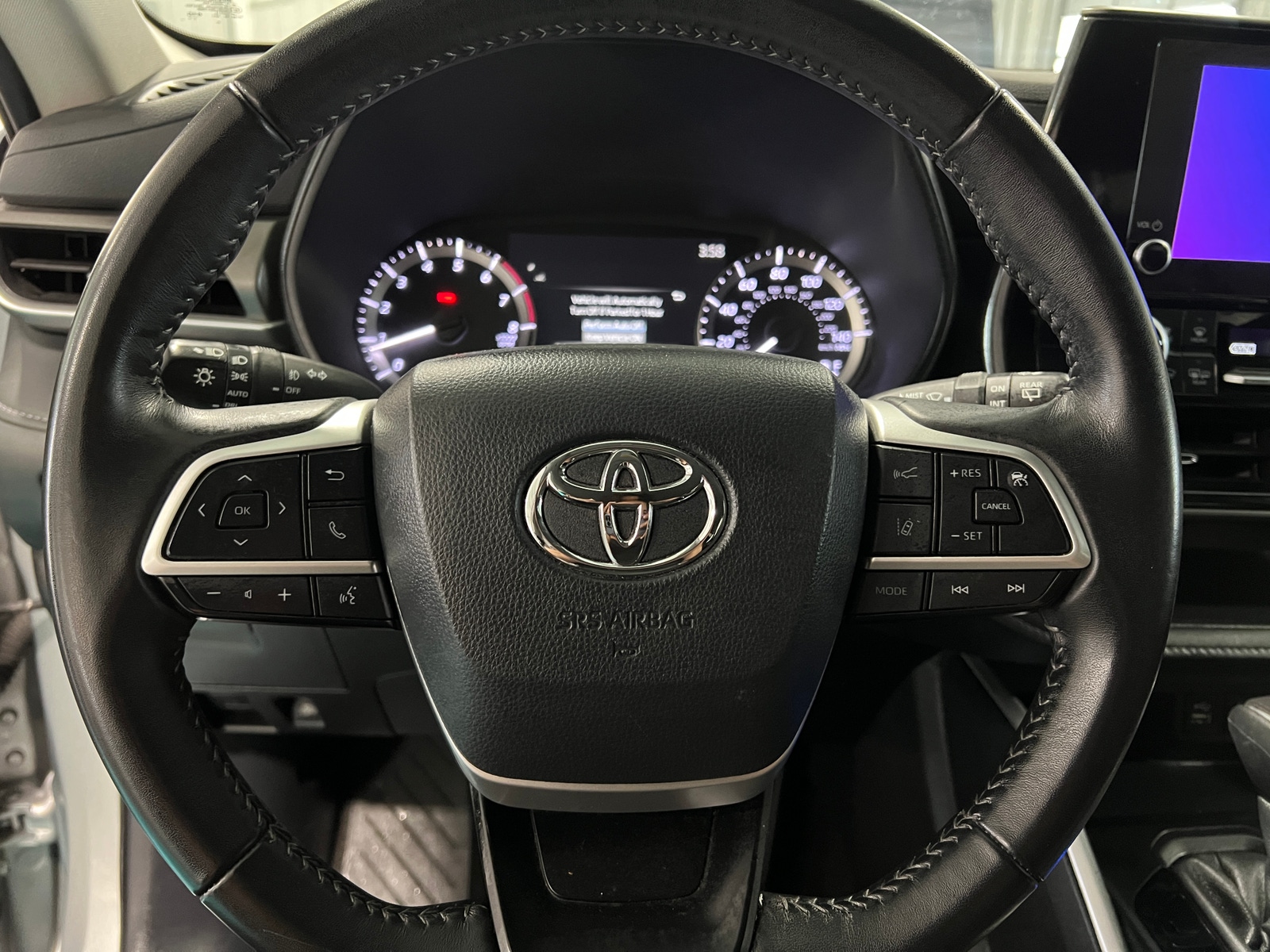 Thumbnail: 2025 Toyota Highlander - 5