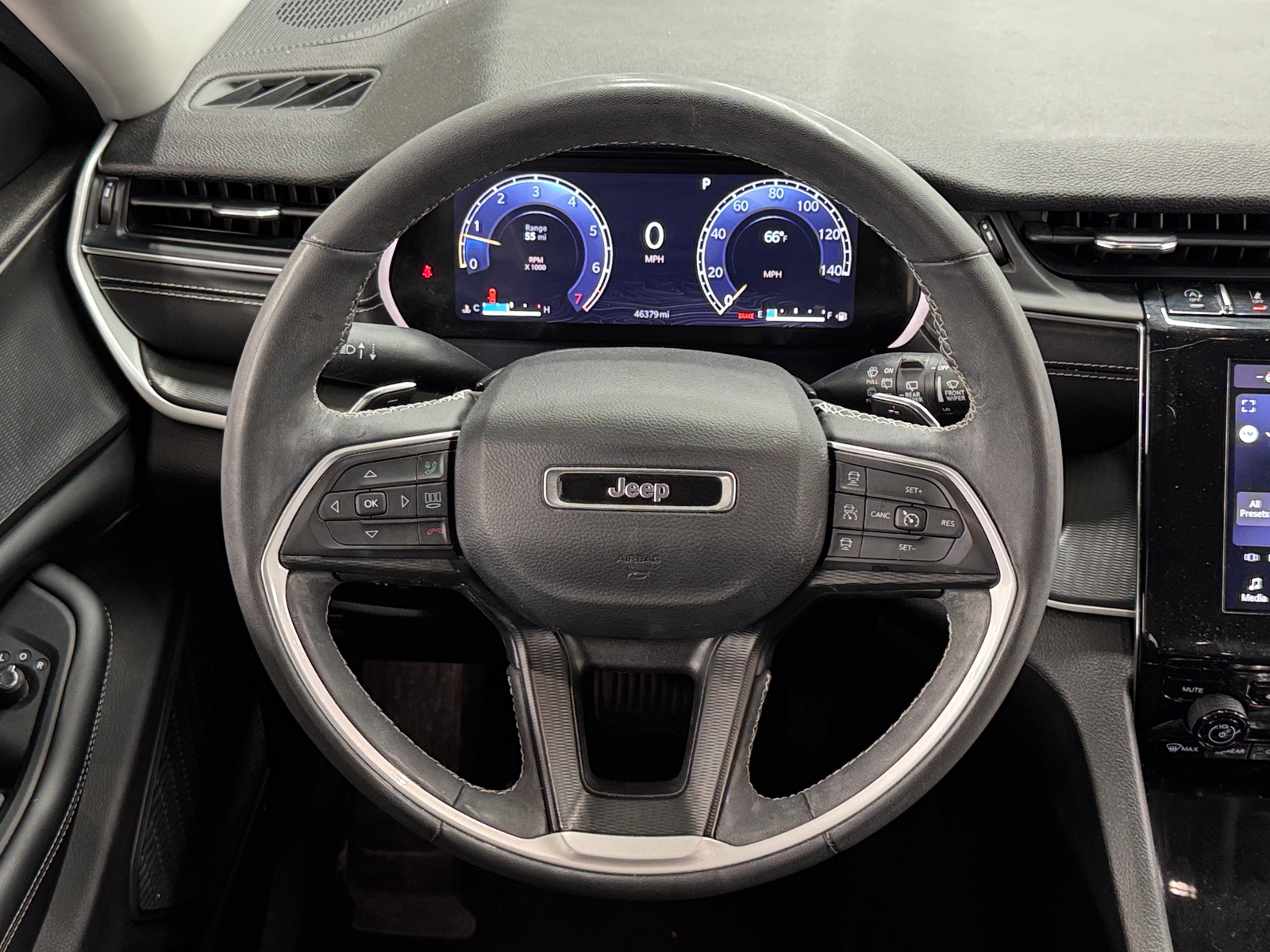 Thumbnail: 2023 Jeep Grand Cherokee L - 5