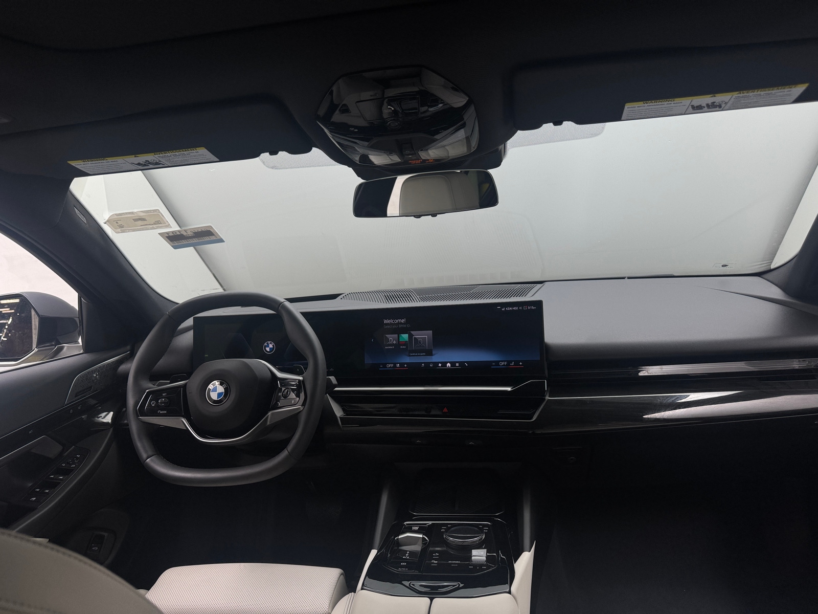 Thumbnail: 2024 BMW 5 Series - 2