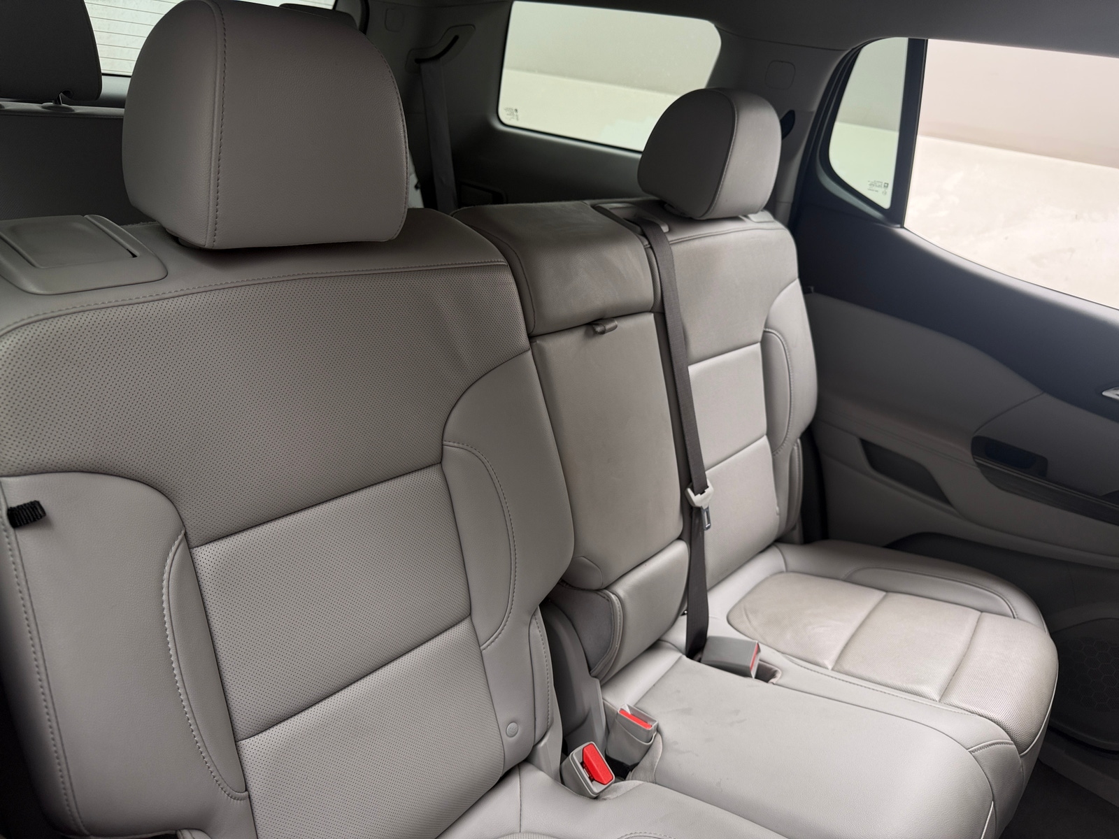 Thumbnail: 2023 GMC Acadia - 5