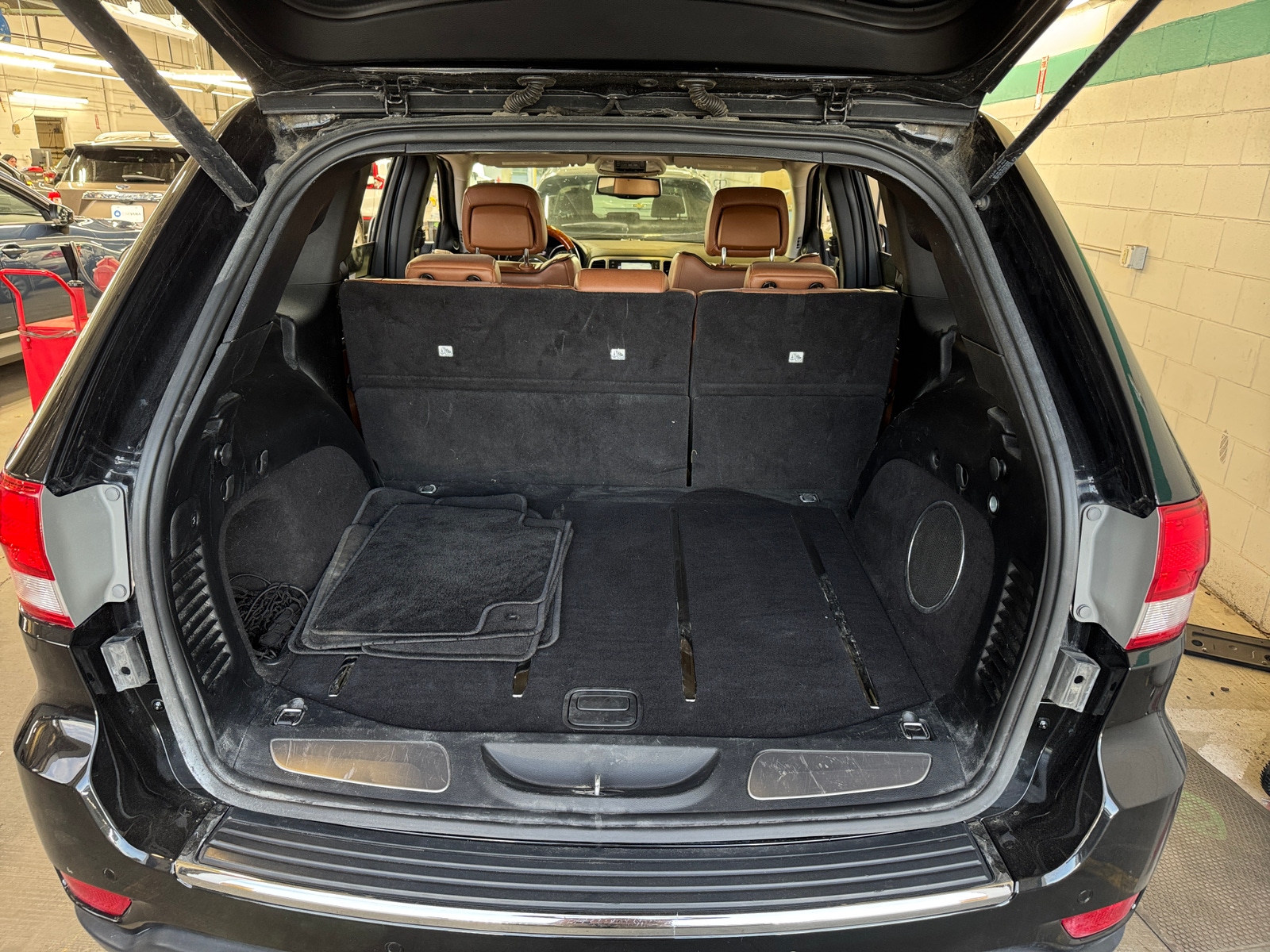 Thumbnail: 2013 Jeep Grand Cherokee - 6
