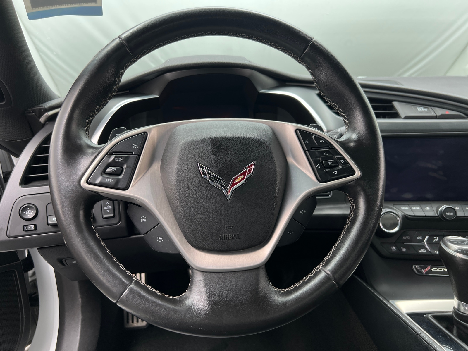 Thumbnail: 2015 Chevrolet Corvette - 3
