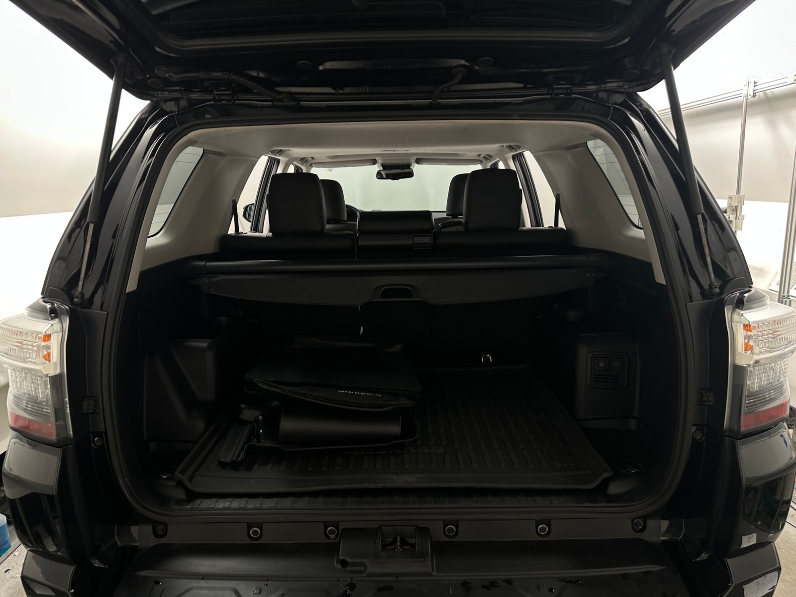 Thumbnail: 2019 Toyota 4Runner - 6