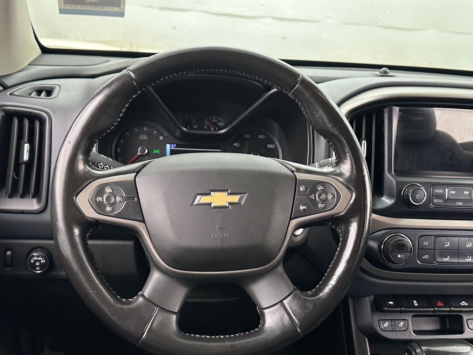 Thumbnail: 2017 Chevrolet Colorado - 4