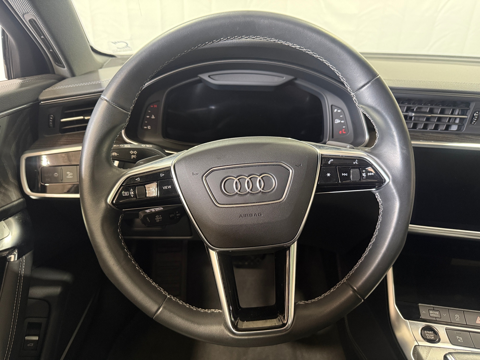 Thumbnail: 2023 Audi A6 - 4