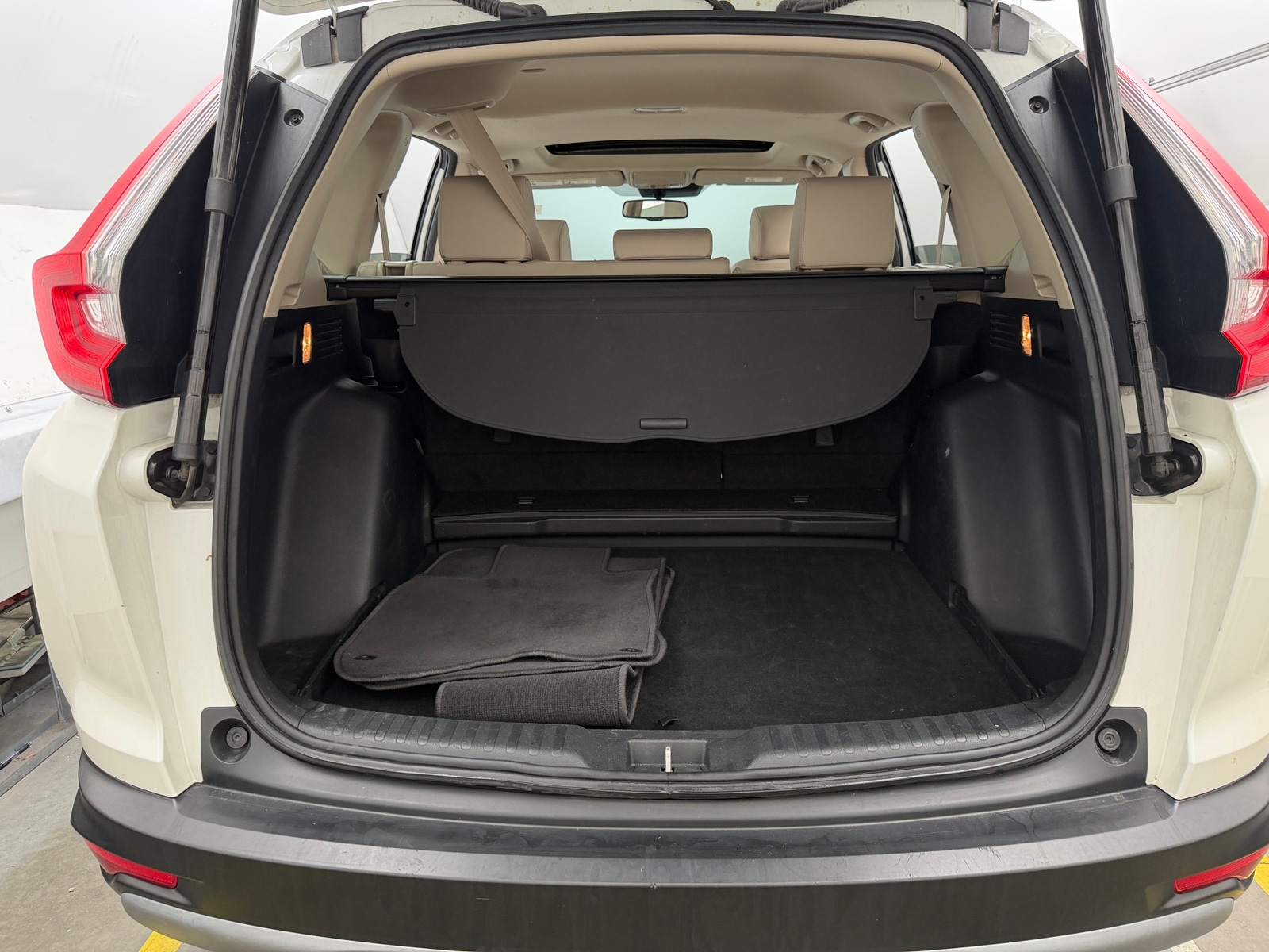Thumbnail: 2017 Honda CR-V - 6