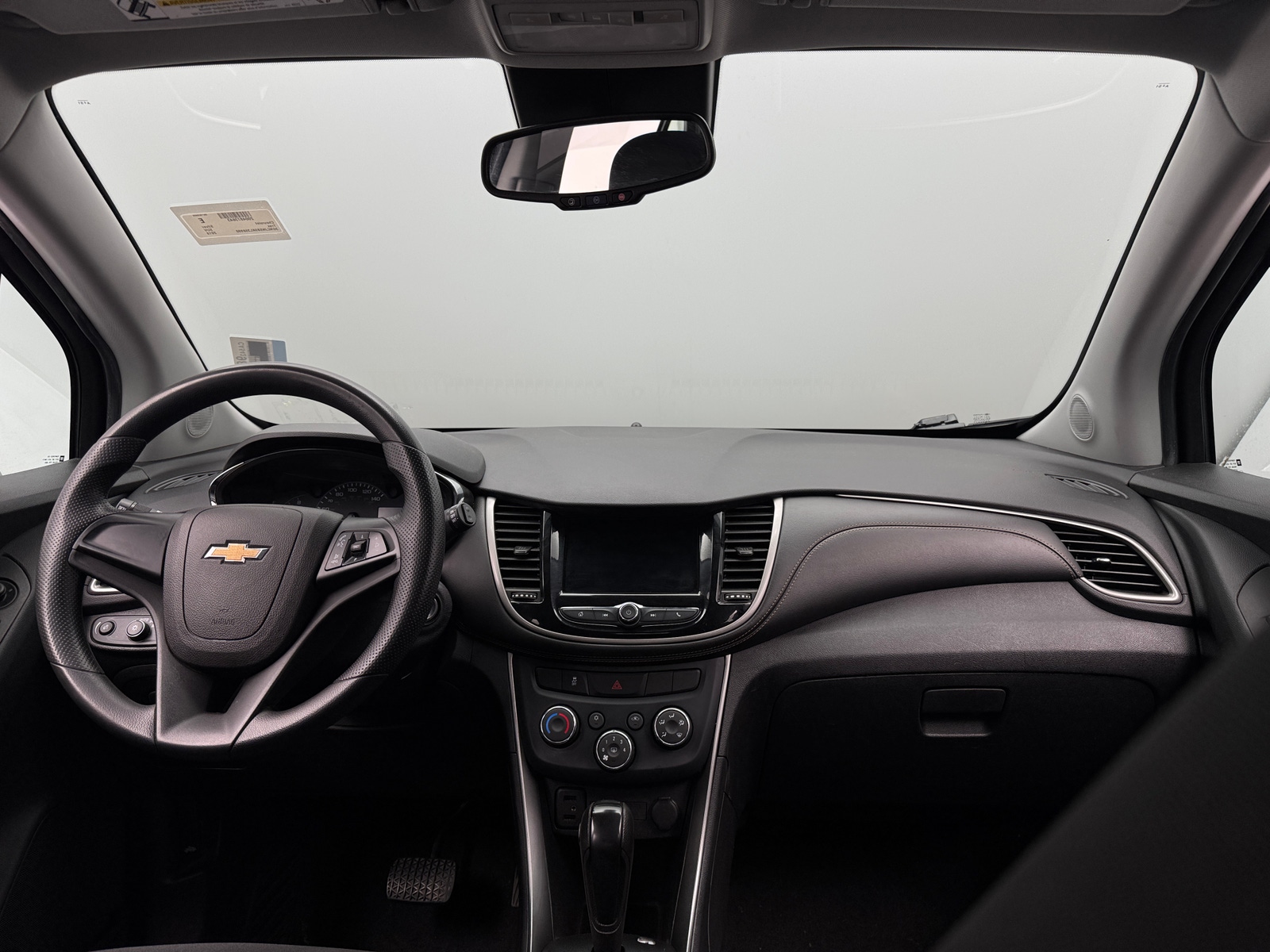 Thumbnail: 2019 Chevrolet Trax - 3