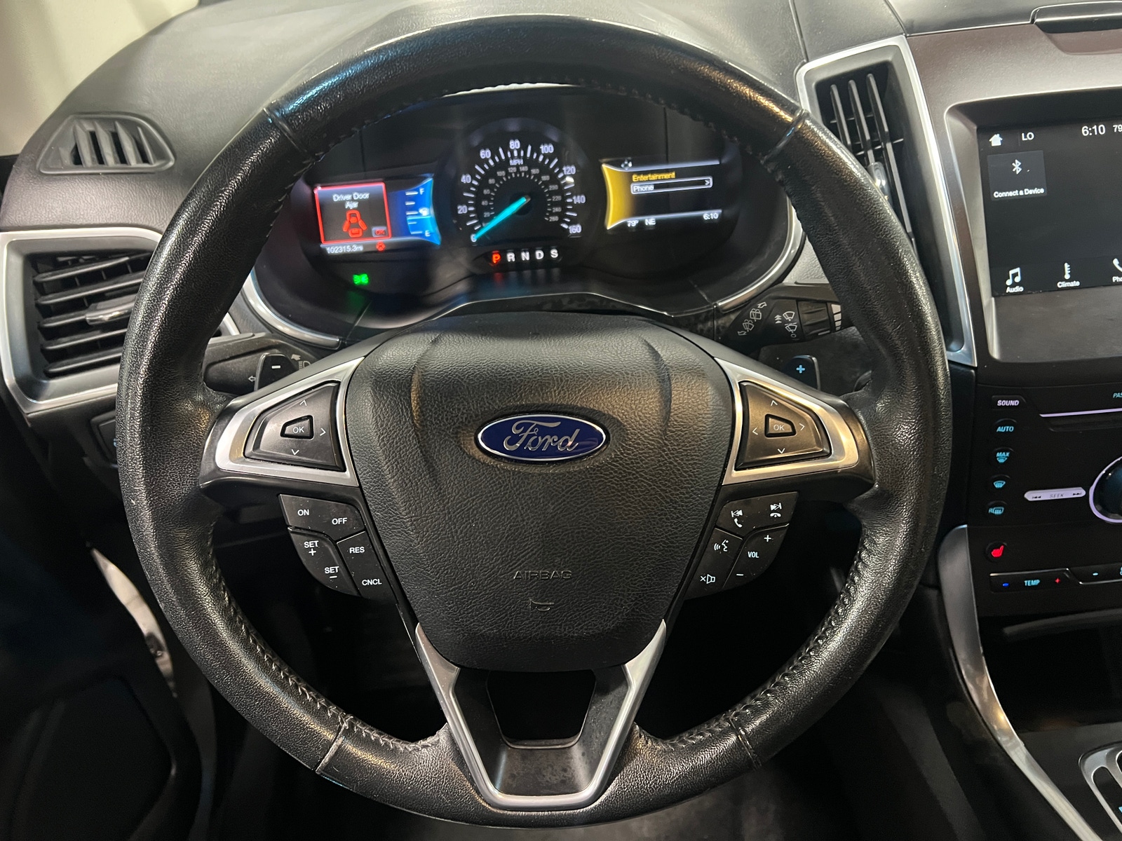 Thumbnail: 2016 Ford Edge - 4