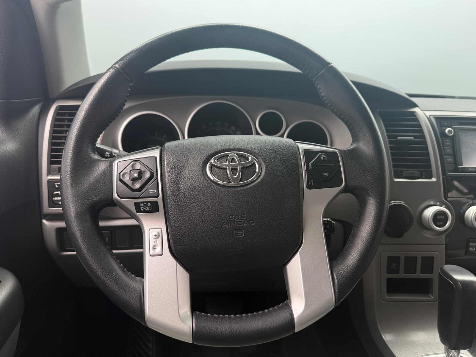 Thumbnail: 2016 Toyota Sequoia - 5