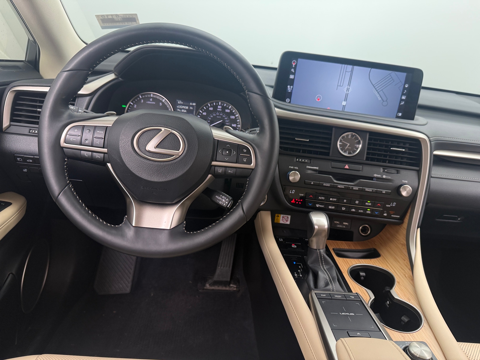 Thumbnail: 2022 Lexus RX - 4