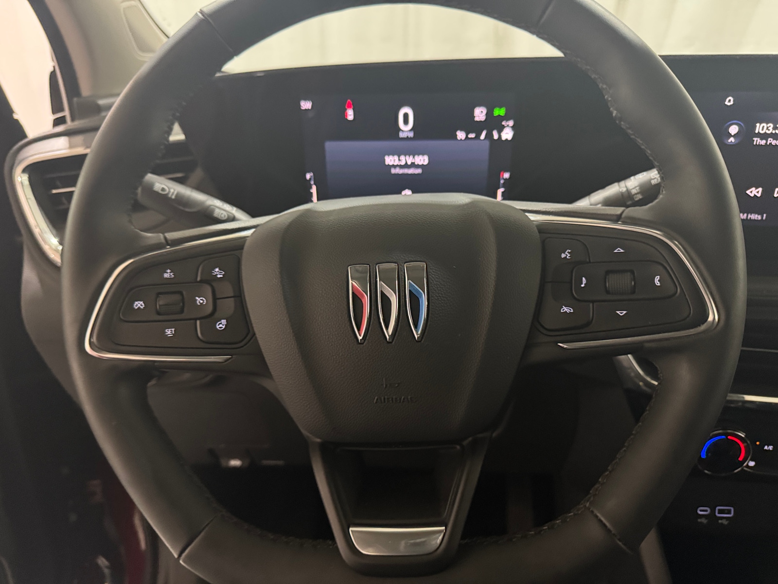 Thumbnail: 2025 Buick Encore GX - 4