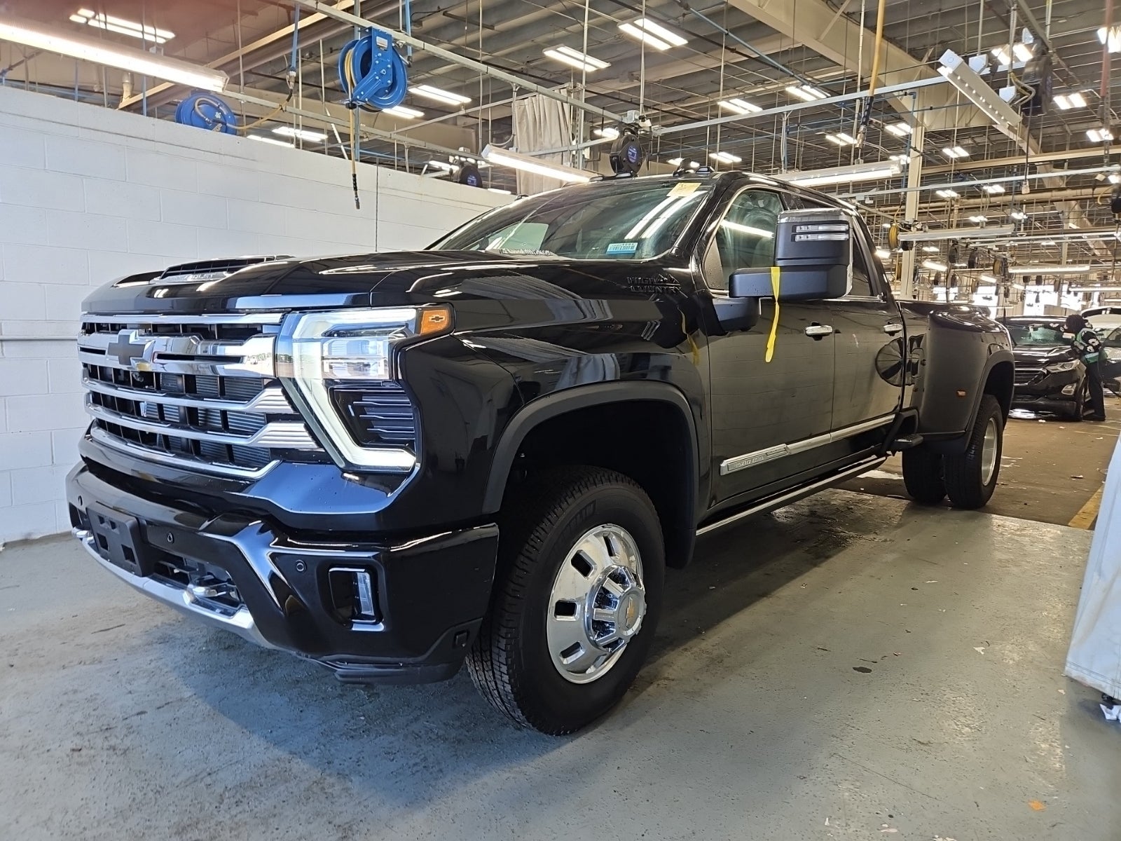 2026 Chevrolet Silverado 3500 HD 4WD Crew Cab 172" High Country