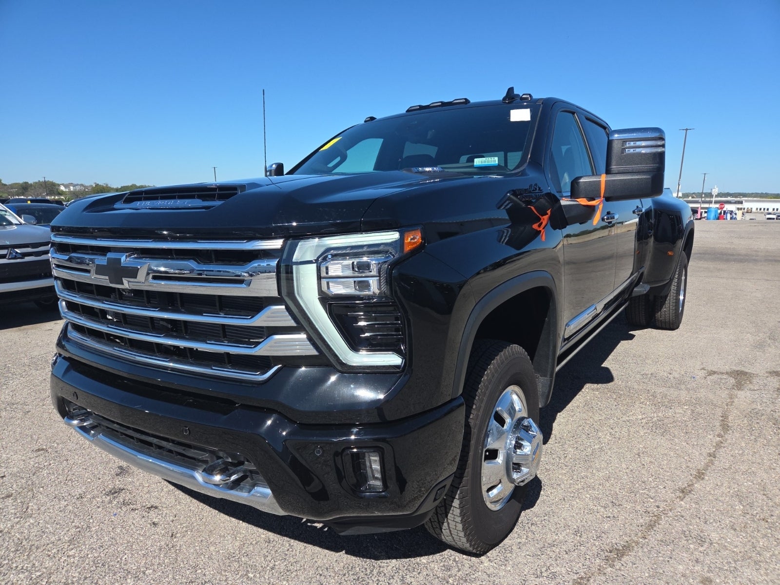 2026 Chevrolet Silverado 3500 HD 4WD Crew Cab 172" High Country