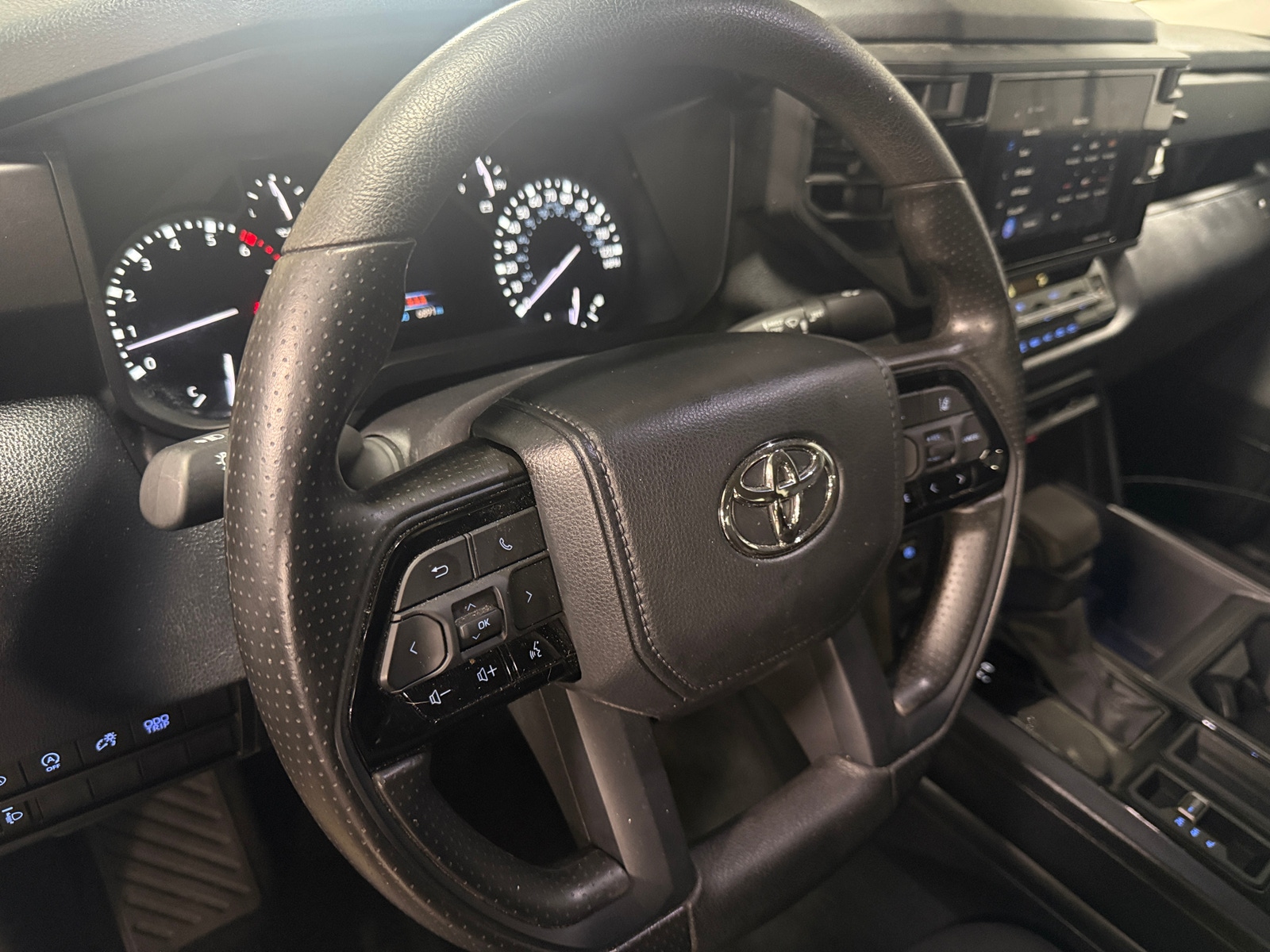 Thumbnail: 2023 Toyota Tundra - 5