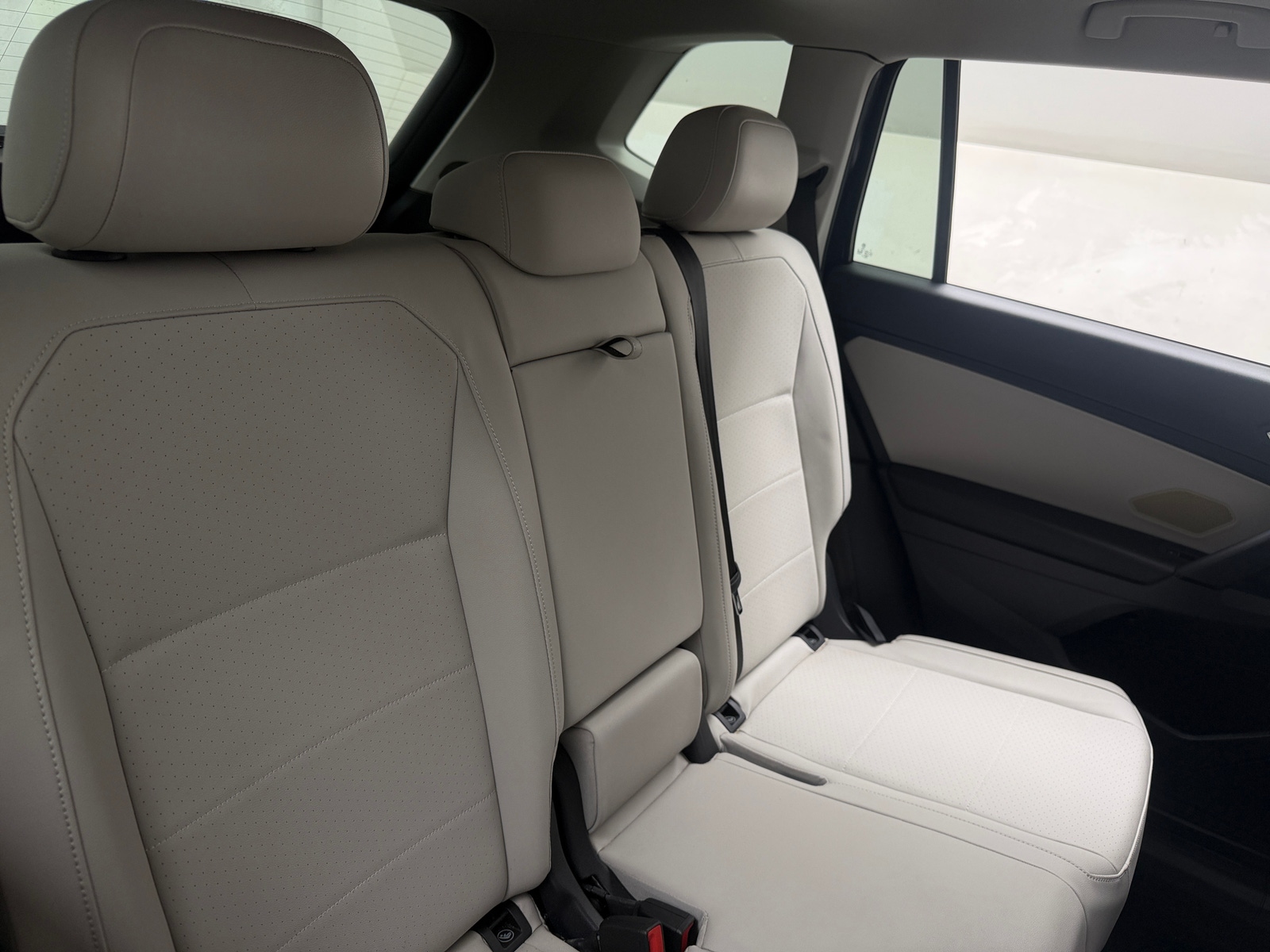 Thumbnail: 2019 Volkswagen Tiguan - 5
